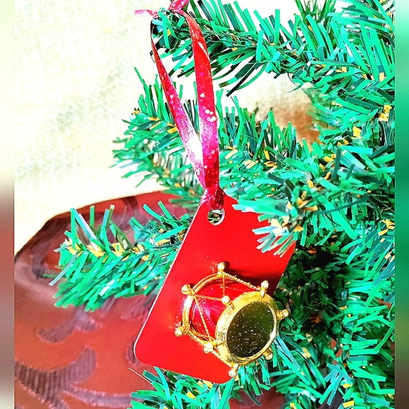 NEW 12-Piece Little Drummer Boy Handcrafted Christmas Ornaments Set! 4 Sets of 3 - Picture 10 of 13